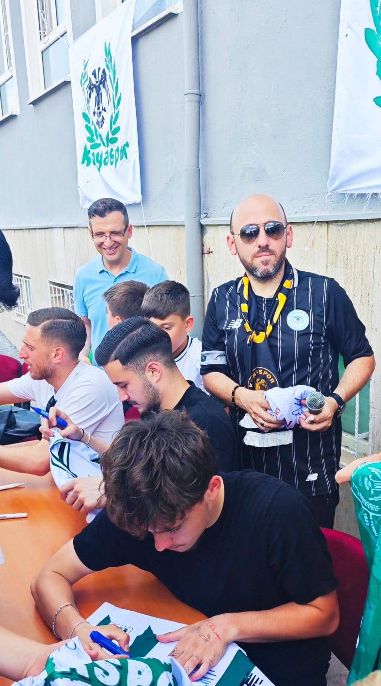 Konya’da öğrencilerle Yeşil Beyaz buluşma 14